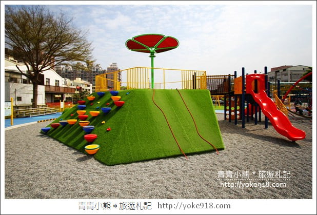 彰化新景點》兒童公園共融遊戲場.親子出遊推薦~有爬網山丘.遊戲城堡.沙坑超好玩 @青青小熊*旅遊札記 彰化新景點》兒童公園共融遊戲場.親子出遊推薦~有爬網山丘.遊戲城堡.沙坑超好玩 @青青小熊*旅遊札記