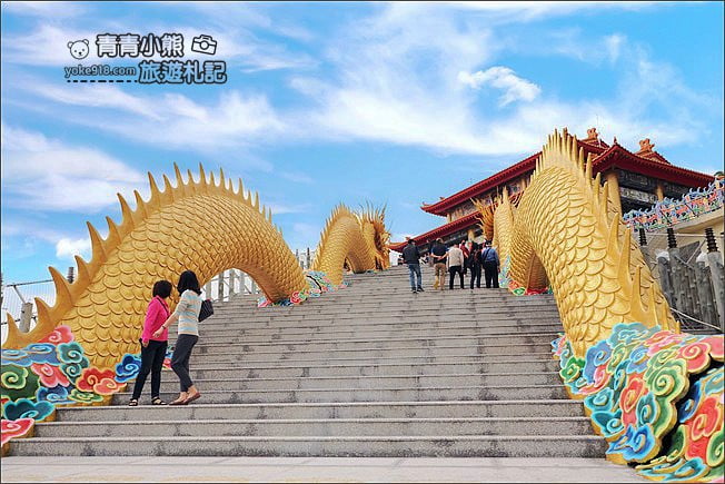 南投景點》金龍山法華寺．超壯觀！全台最大金龍盤踞山頭 @青青小熊＊旅遊札記
