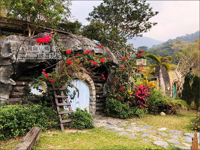 屏東景點》涼山遊憩區．發現哈比人村莊/彩虹巴士站~好玩好拍景點 @青青小熊＊旅遊札記