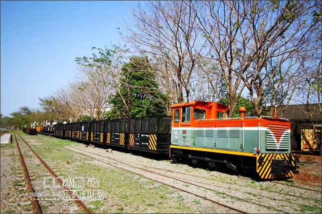 彰化親子景點》溪湖糖廠．最新唱片千層酥，吃冰搭五分車~彰化親子同遊推薦 @青青小熊＊旅遊札記
