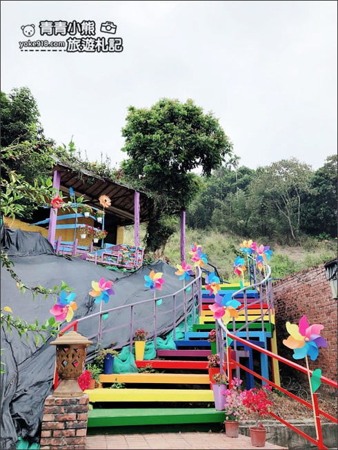 南投景點》十三目仔窯.集集免門票景點~13個連續彩虹拱門,彩虹樓梯步道 @青青小熊*旅遊札記 南投景點》十三目仔窯.集集免門票景點~13個連續彩虹拱門,彩虹樓梯步道 @青青小熊*旅遊札記