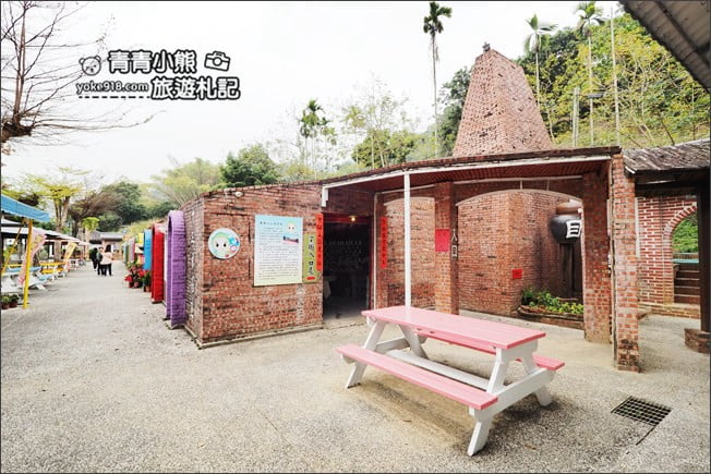 南投景點》十三目仔窯.集集免門票景點~13個連續彩虹拱門,彩虹樓梯步道 @青青小熊*旅遊札記 南投景點》十三目仔窯.集集免門票景點~13個連續彩虹拱門,彩虹樓梯步道 @青青小熊*旅遊札記