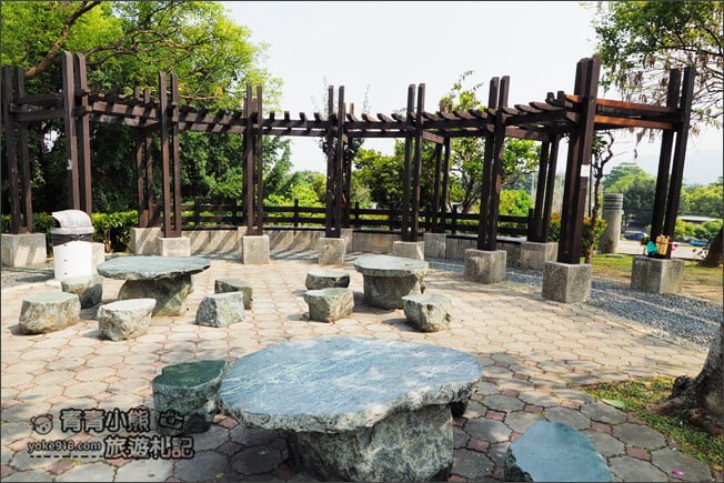 台中景點》太平九二一震災紀念公園.台中最長磨石子溜滑梯,刺激又好玩 @青青小熊*旅遊札記 台中景點》太平九二一震災紀念公園.台中最長磨石子溜滑梯,刺激又好玩 @青青小熊*旅遊札記
