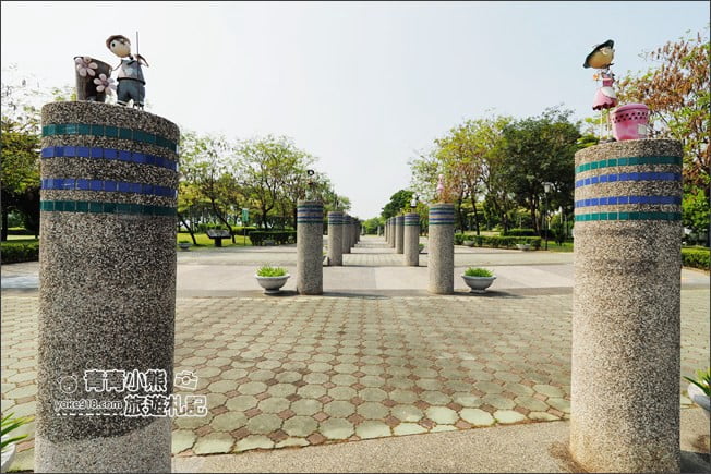 台中景點》太平九二一震災紀念公園．台中最長磨石子溜滑梯，刺激又好玩 @青青小熊＊旅遊札記