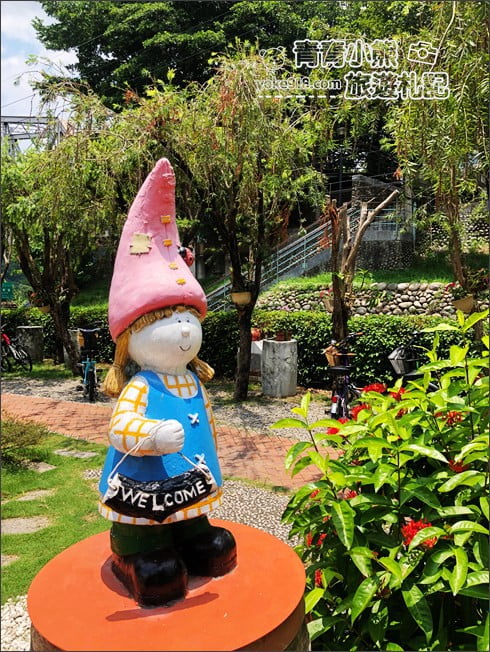 台中景點》鐵道之鄉酒莊.巨大造景好好拍~后豐鐵馬道旁的可愛酒莊 @青青小熊*旅遊札記 台中景點》鐵道之鄉酒莊.巨大造景好好拍~后豐鐵馬道旁的可愛酒莊 @青青小熊*旅遊札記