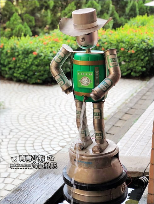 苗栗景點》竹南啤酒廠.免門票打卡景點~來找巨大啤酒瓶拍照 @青青小熊*旅遊札記 苗栗景點》竹南啤酒廠.免門票打卡景點~來找巨大啤酒瓶拍照 @青青小熊*旅遊札記