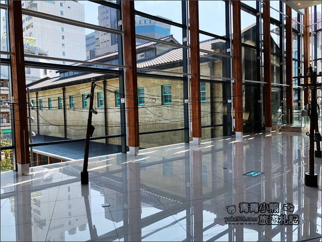嘉義新景點》嘉義市立美術館．新與舊的融合之美~文青景點這裡拍 @青青小熊＊旅遊札記
