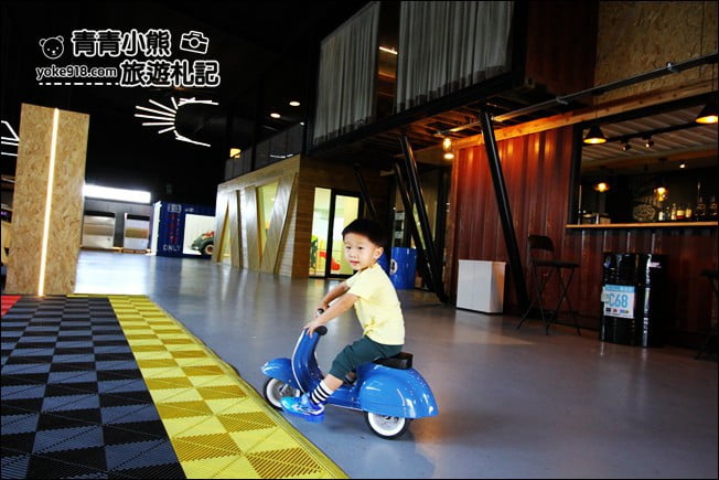 台中景點》WIP coffee．車迷必訪，還可以將車開進店裡~親子友善咖啡廳 @青青小熊＊旅遊札記