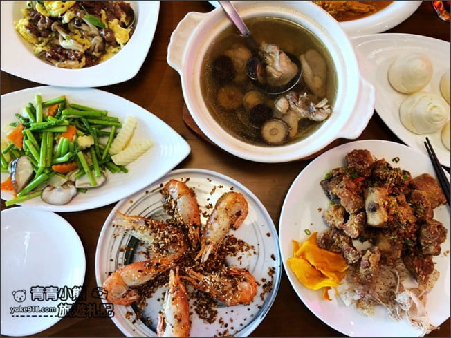 台中景點》鴻龍宴大船入港．北屯美食~活跳鮮蝦/設計感十足的美味特色餐廳 @青青小熊＊旅遊札記