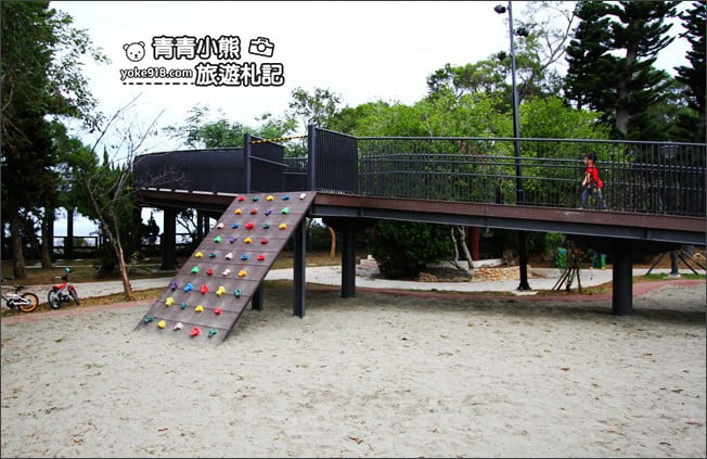 台中大甲景點》鐵砧山雕塑公園．親子同遊推薦~超多兒童遊樂設施&1:1模型盒 @青青小熊＊旅遊札記