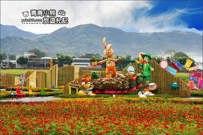 台中賞花景點》新社花海 2020臺中國際花毯節.愛麗絲的花境探險,走進童話花海裡 @青青小熊*旅遊札記 台中賞花景點》新社花海 2020臺中國際花毯節.愛麗絲的花境探險,走進童話花海裡 @青青小熊*旅遊札記