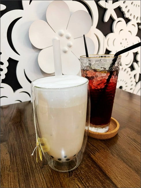 新竹景點》A&J cafe .黑色巨大禮物盒子~超大白色蝴蝶結,美味甜點就在這 @青青小熊*旅遊札記 新竹景點》A&J cafe .黑色巨大禮物盒子~超大白色蝴蝶結,美味甜點就在這 @青青小熊*旅遊札記