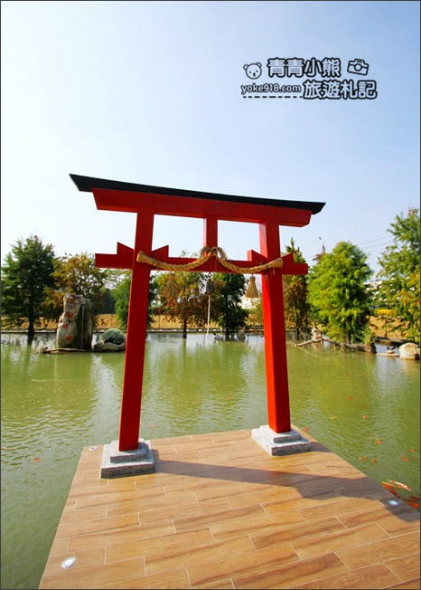 彰化新景點》田中央豚將拉麵．來到日本鳥居~還有水池落羽松，好夢幻 @青青小熊＊旅遊札記