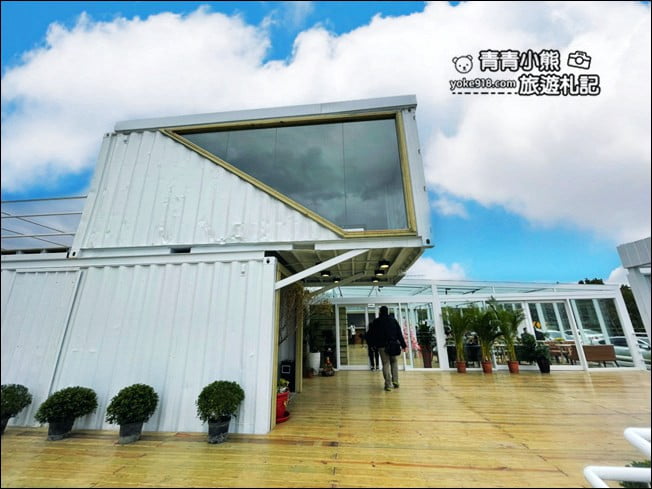 桃園景點》Overthere 白色貨櫃屋咖啡廳,享受陽光好心情~桃園約會好去處 @青青小熊*旅遊札記 桃園景點》Overthere 白色貨櫃屋咖啡廳,享受陽光好心情~桃園約會好去處 @青青小熊*旅遊札記