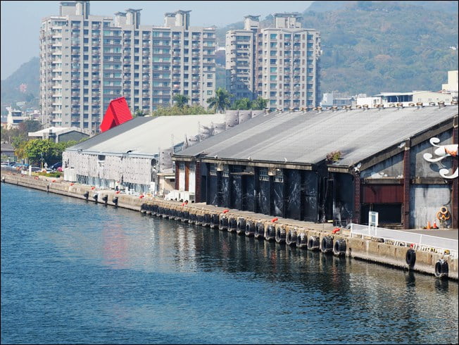 高雄新景點》港區大港橋造型優美.全亞洲最大跨港旋轉的大港橋 @青青小熊*旅遊札記 高雄新景點》港區大港橋造型優美.全亞洲最大跨港旋轉的大港橋 @青青小熊*旅遊札記