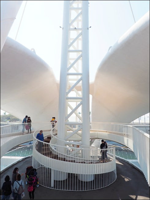 高雄新景點》港區大港橋造型優美.全亞洲最大跨港旋轉的大港橋 @青青小熊*旅遊札記 高雄新景點》港區大港橋造型優美.全亞洲最大跨港旋轉的大港橋 @青青小熊*旅遊札記