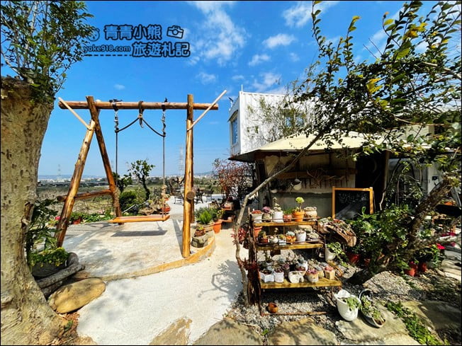 苗栗景點》回角左岸咖啡．銅鑼新景觀咖啡廳~視野開闊，可以遠眺銅鑼好風景 @青青小熊＊旅遊札記