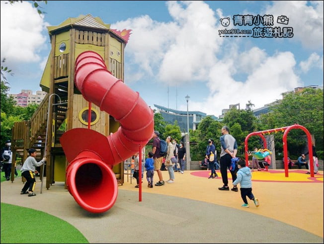 台北內湖景點》湖山六號公園.以消防車為主題的遊樂場,全新改造親子景點 @青青小熊*旅遊札記 台北內湖景點》湖山六號公園.以消防車為主題的遊樂場,全新改造親子景點 @青青小熊*旅遊札記