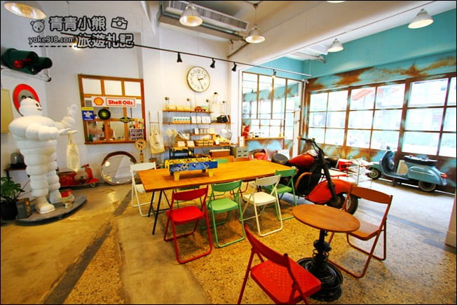 台中新景點》魚刺人雞蛋糕-修車廠店.古董汽車、小車車模型~車迷必訪 @青青小熊*旅遊札記 台中新景點》魚刺人雞蛋糕-修車廠店.古董汽車、小車車模型~車迷必訪 @青青小熊*旅遊札記