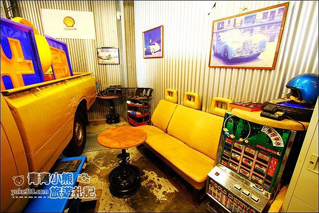 台中新景點》魚刺人雞蛋糕-修車廠店.古董汽車、小車車模型~車迷必訪 @青青小熊*旅遊札記 台中新景點》魚刺人雞蛋糕-修車廠店.古董汽車、小車車模型~車迷必訪 @青青小熊*旅遊札記