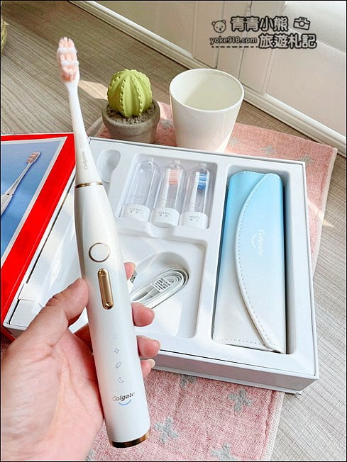 生活好物體驗》高露潔最新美型的電動牙刷- GLINT變速刷,給你最舒適乾淨的潔牙+護齦體驗 @青青小熊*旅遊札記 生活好物體驗》高露潔最新美型的電動牙刷- GLINT變速刷,給你最舒適乾淨的潔牙+護齦體驗 @青青小熊*旅遊札記