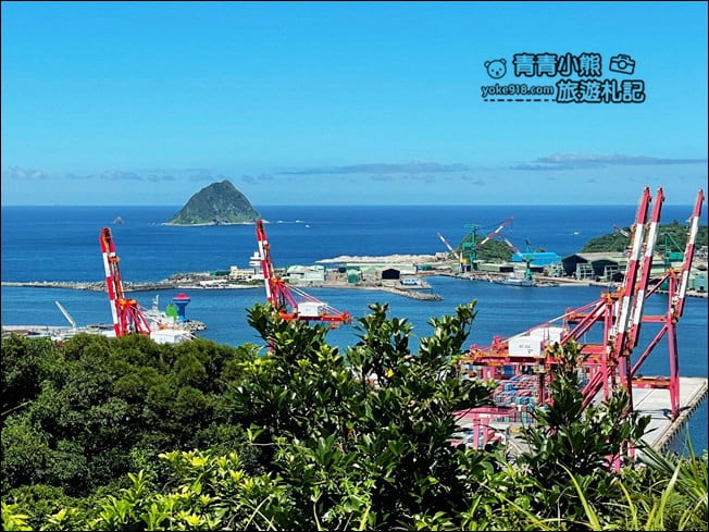 基隆景點》球子山燈塔.秘境賞景步道~走訪白色燈塔,360度欣賞海景 @青青小熊*旅遊札記 基隆景點》球子山燈塔.秘境賞景步道~走訪白色燈塔,360度欣賞海景 @青青小熊*旅遊札記