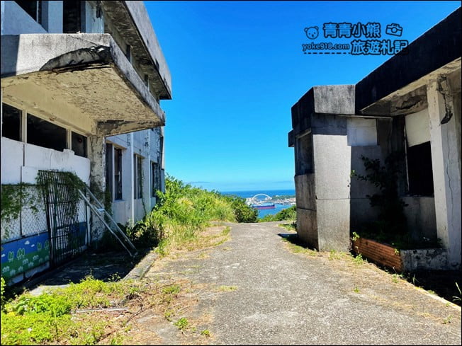 基隆景點》球子山燈塔.秘境賞景步道~走訪白色燈塔,360度欣賞海景 @青青小熊*旅遊札記 基隆景點》球子山燈塔.秘境賞景步道~走訪白色燈塔,360度欣賞海景 @青青小熊*旅遊札記