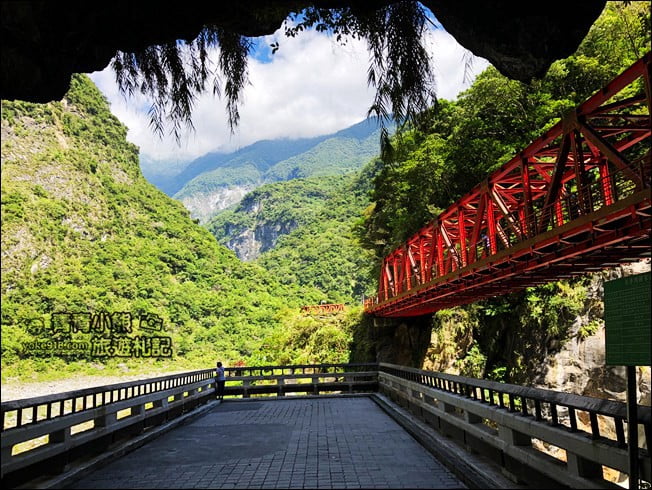 花蓮景點》長春祠.花蓮超美瀑布斷橋~必玩散步景點,來這超值得 @青青小熊*旅遊札記 花蓮景點》長春祠.花蓮超美瀑布斷橋~必玩散步景點,來這超值得 @青青小熊*旅遊札記