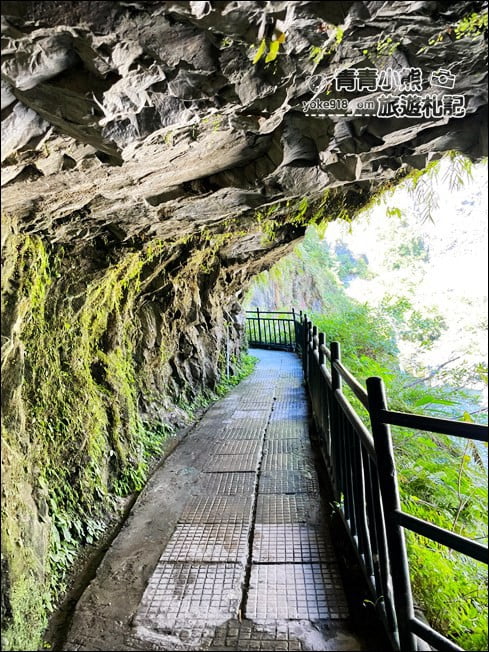 花蓮景點》長春祠．花蓮超美瀑布斷橋~必玩散步景點，來這超值得 @青青小熊＊旅遊札記
