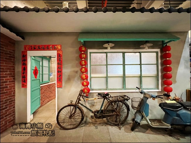 高雄景點》航空教育展示館.好像來到放大版模型室,變裝體驗當個小小飛行員 @青青小熊*旅遊札記 高雄景點》航空教育展示館.好像來到放大版模型室,變裝體驗當個小小飛行員 @青青小熊*旅遊札記