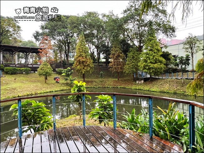 桃園景點》長庚養生村.落羽松湖畔散步去~水上平台木棧道好迷人 @青青小熊*旅遊札記 桃園景點》長庚養生村.落羽松湖畔散步去~水上平台木棧道好迷人 @青青小熊*旅遊札記