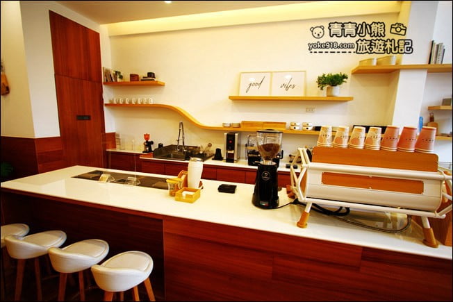 雲林景點》OHEY CAF&Eacute;．玻璃小木屋，斗六北歐質感下午茶推薦 @青青小熊＊旅遊札記