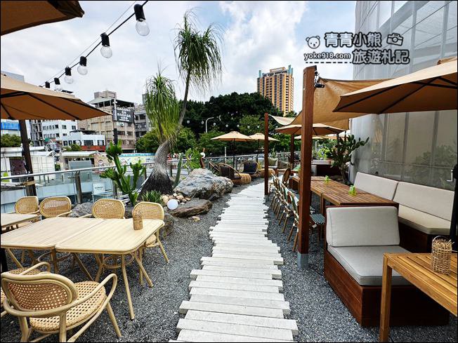 台中景點》PARK2草悟廣場.城市中的小森林,美食、市集~假日休閒新去處 @青青小熊*旅遊札記 台中景點》PARK2草悟廣場.城市中的小森林,美食、市集~假日休閒新去處 @青青小熊*旅遊札記