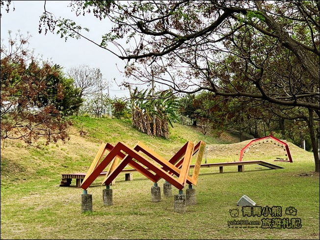 雲林景點》Q版媽祖、兒童遊戲區，雲林西螺大橋親子公園~還有最美的紅色大橋 @青青小熊＊旅遊札記