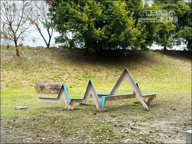 雲林景點》Q版媽祖、兒童遊戲區,雲林西螺大橋親子公園~還有最美的紅色大橋 @青青小熊*旅遊札記 雲林景點》Q版媽祖、兒童遊戲區,雲林西螺大橋親子公園~還有最美的紅色大橋 @青青小熊*旅遊札記