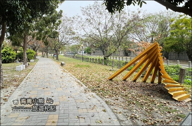 雲林景點》Q版媽祖、兒童遊戲區，雲林西螺大橋親子公園~還有最美的紅色大橋 @青青小熊＊旅遊札記