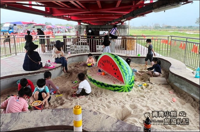 雲林景點》Q版媽祖、兒童遊戲區,雲林西螺大橋親子公園~還有最美的紅色大橋 @青青小熊*旅遊札記 雲林景點》Q版媽祖、兒童遊戲區,雲林西螺大橋親子公園~還有最美的紅色大橋 @青青小熊*旅遊札記
