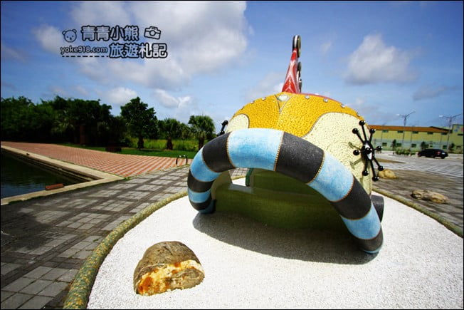 雲林景點》口湖遊客中心.巨大繽紛的海將軍,餵魚散步去 @青青小熊*旅遊札記 雲林景點》口湖遊客中心.巨大繽紛的海將軍,餵魚散步去 @青青小熊*旅遊札記