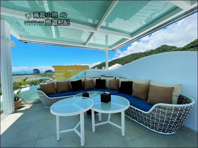 宜蘭景點》海景咖啡廳渲咖啡~讓我有種來到地中海的感覺，無敵海景太迷人 @青青小熊＊旅遊札記