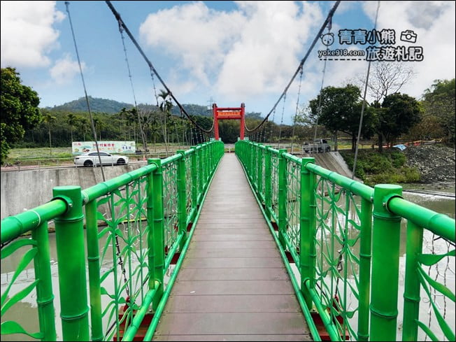 南投景點》下坪吊橋.竹山順遊推薦~有可愛彩繪的下坪吊橋 @青青小熊*旅遊札記 南投景點》下坪吊橋.竹山順遊推薦~有可愛彩繪的下坪吊橋 @青青小熊*旅遊札記