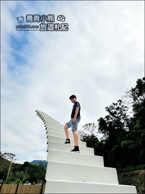 苗栗景點》莫內秘密花園．日式街道.歐式建築.地中海風情~愛拍照的朋友別錯過了 @青青小熊＊旅遊札記
