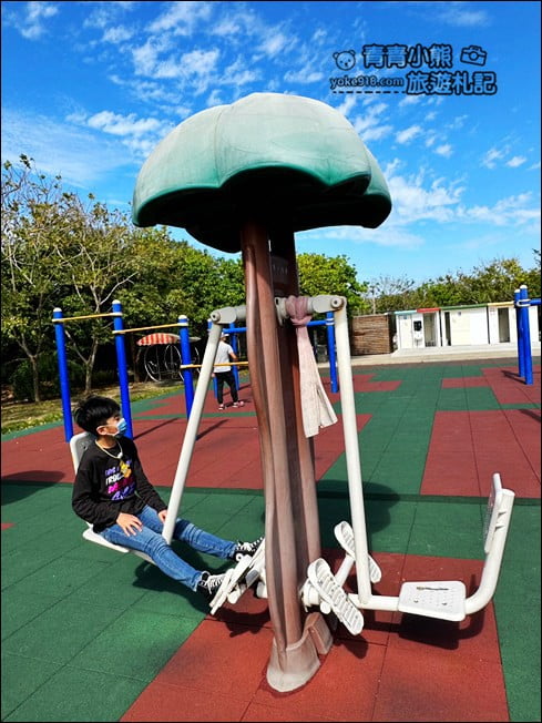 苗栗新景點》有著通霄之塔的新生公園，3層樓高溜滑梯好刺激 @青青小熊＊旅遊札記