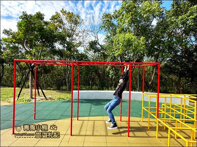 苗栗新景點》有著通霄之塔的新生公園，3層樓高溜滑梯好刺激 @青青小熊＊旅遊札記