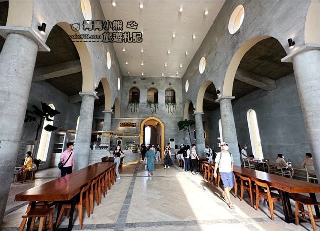 屏東景點》海上教堂咖啡廳．西班牙式的海上教堂~浪漫的故事就從這裡開始 @青青小熊＊旅遊札記