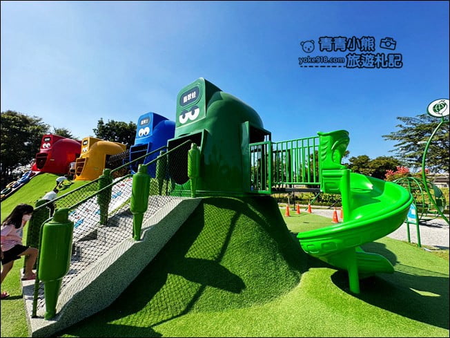 屏東新景點》南州環保共融公園．可愛的外星寶寶出沒~滿滿的回憶 @青青小熊＊旅遊札記