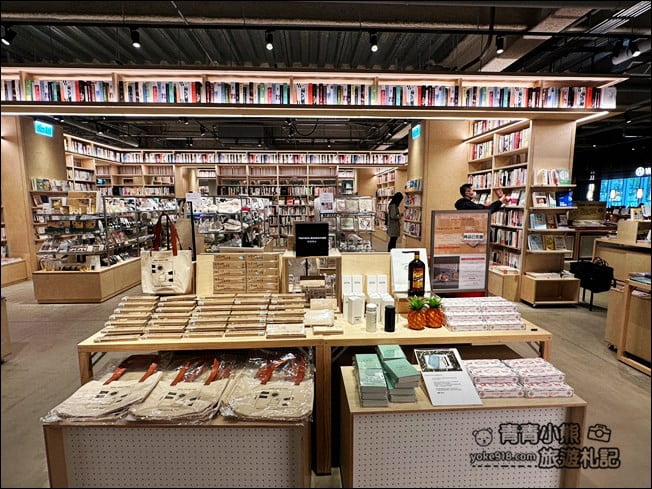 桃園景點》桃園圖書總館.最美地標、還有特色店家可以一起逛 @青青小熊*旅遊札記 桃園景點》桃園圖書總館.最美地標、還有特色店家可以一起逛 @青青小熊*旅遊札記