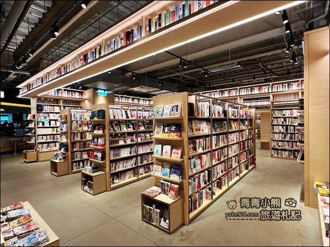 桃園景點》桃園圖書總館．最美地標、還有特色店家可以一起逛 @青青小熊＊旅遊札記