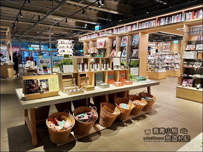 桃園景點》桃園圖書總館.最美地標、還有特色店家可以一起逛 @青青小熊*旅遊札記 桃園景點》桃園圖書總館.最美地標、還有特色店家可以一起逛 @青青小熊*旅遊札記