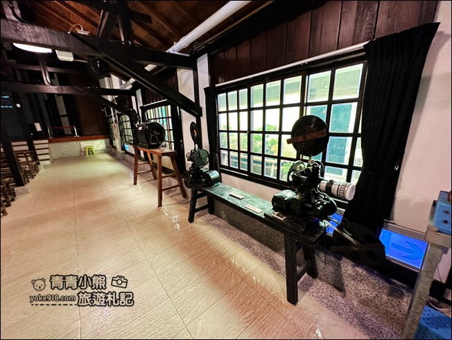 台南景點》鹽水永成戲院．懷舊復古原汁原味呈現~可愛超萌胖胖兔也來一起看電影 @青青小熊＊旅遊札記