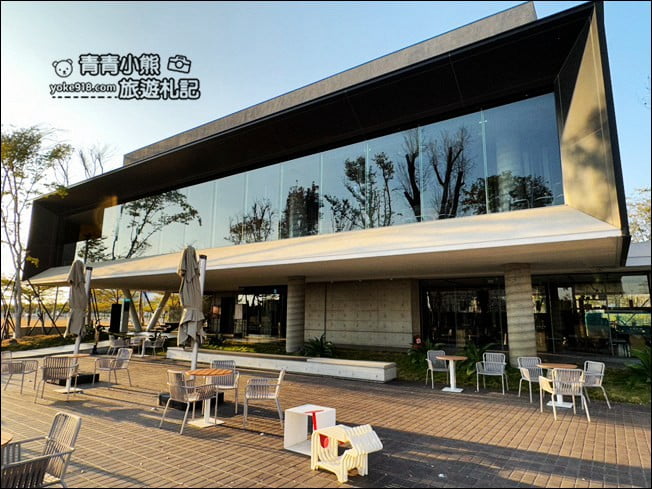 高雄景點》碳佐麻里燒肉，像水上美術館一樣漂亮的精品燒肉(高雄時代店) @青青小熊＊旅遊札記